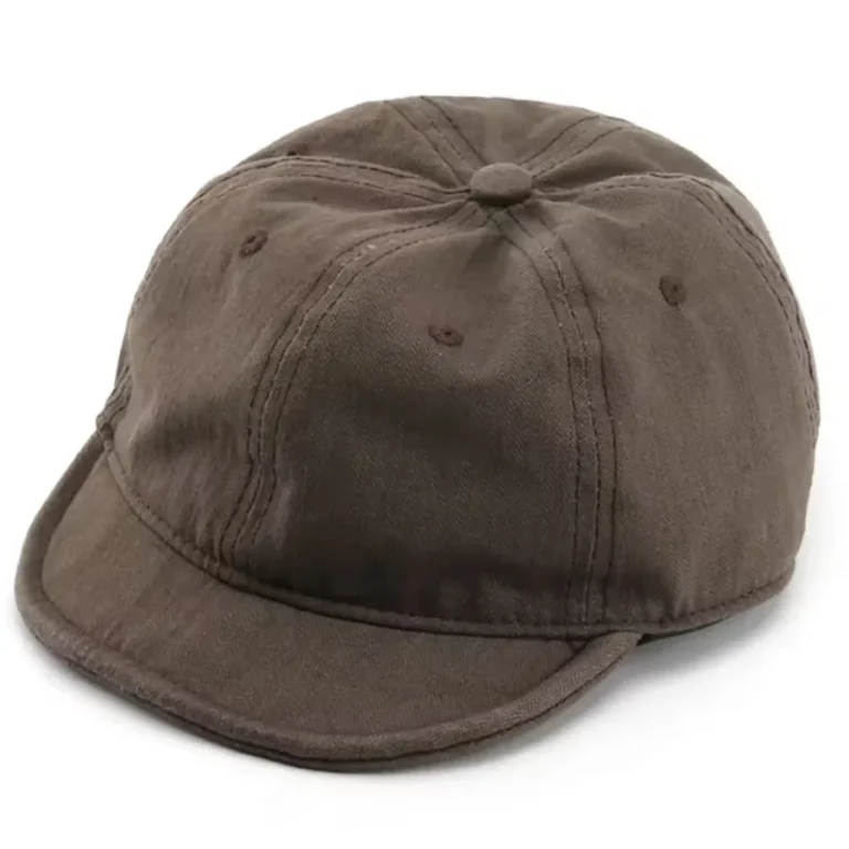 short brim cap